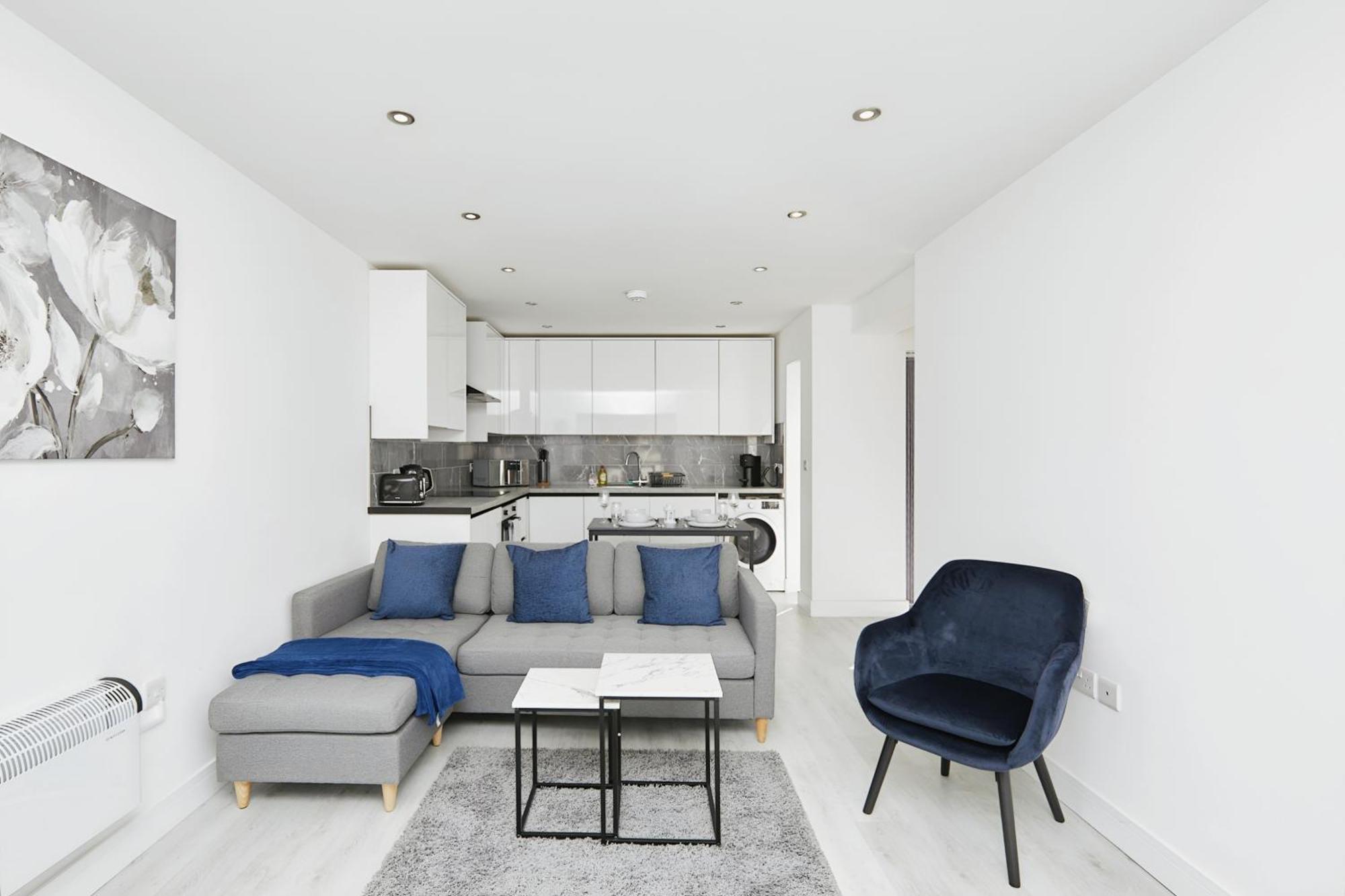Modern Home In Derby City Centre - Free Gated Parking Экстерьер фото